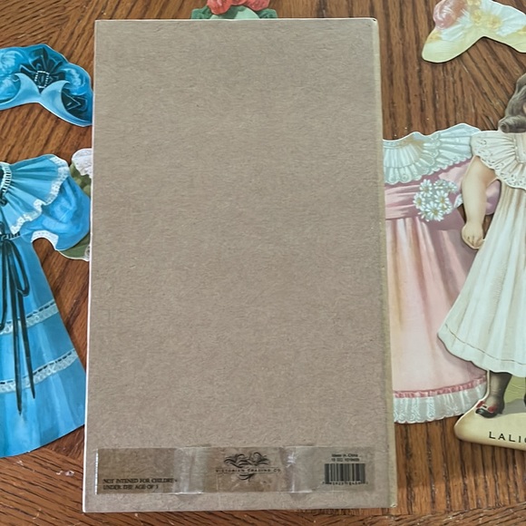 Victorian Trading Company Paper Dolls Lalice Gertie & Russell copyright 2018 - Picture 2 of 10